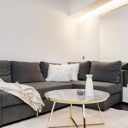סן טרופז Appartement Place Des Lices Avec Parking מראה חיצוני תמונה